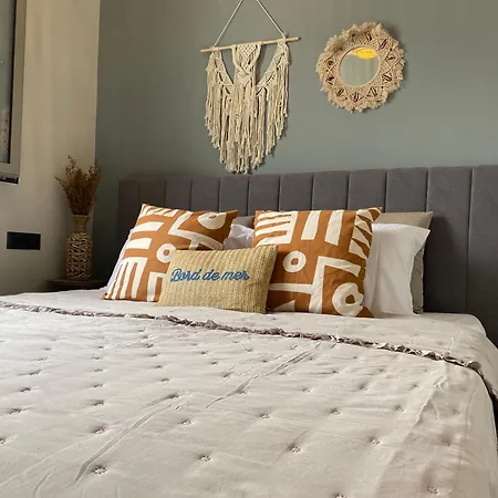 Black Pearl Zakynthos * Lithakia