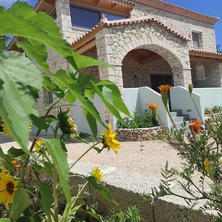 Black Pearl Zakynthos * Lithakia (Zakynthos)